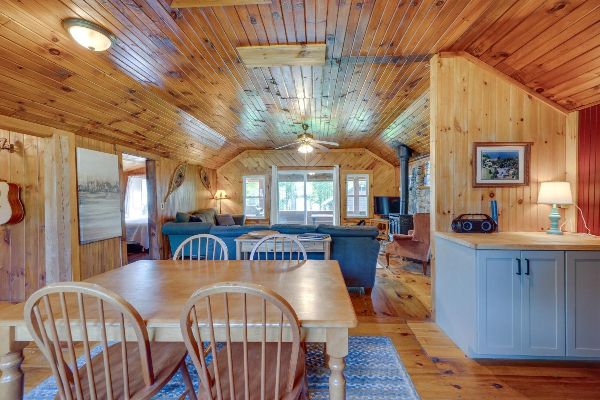 Rustic Cabin Retreat On Rangeley Lake! Bagian luar foto