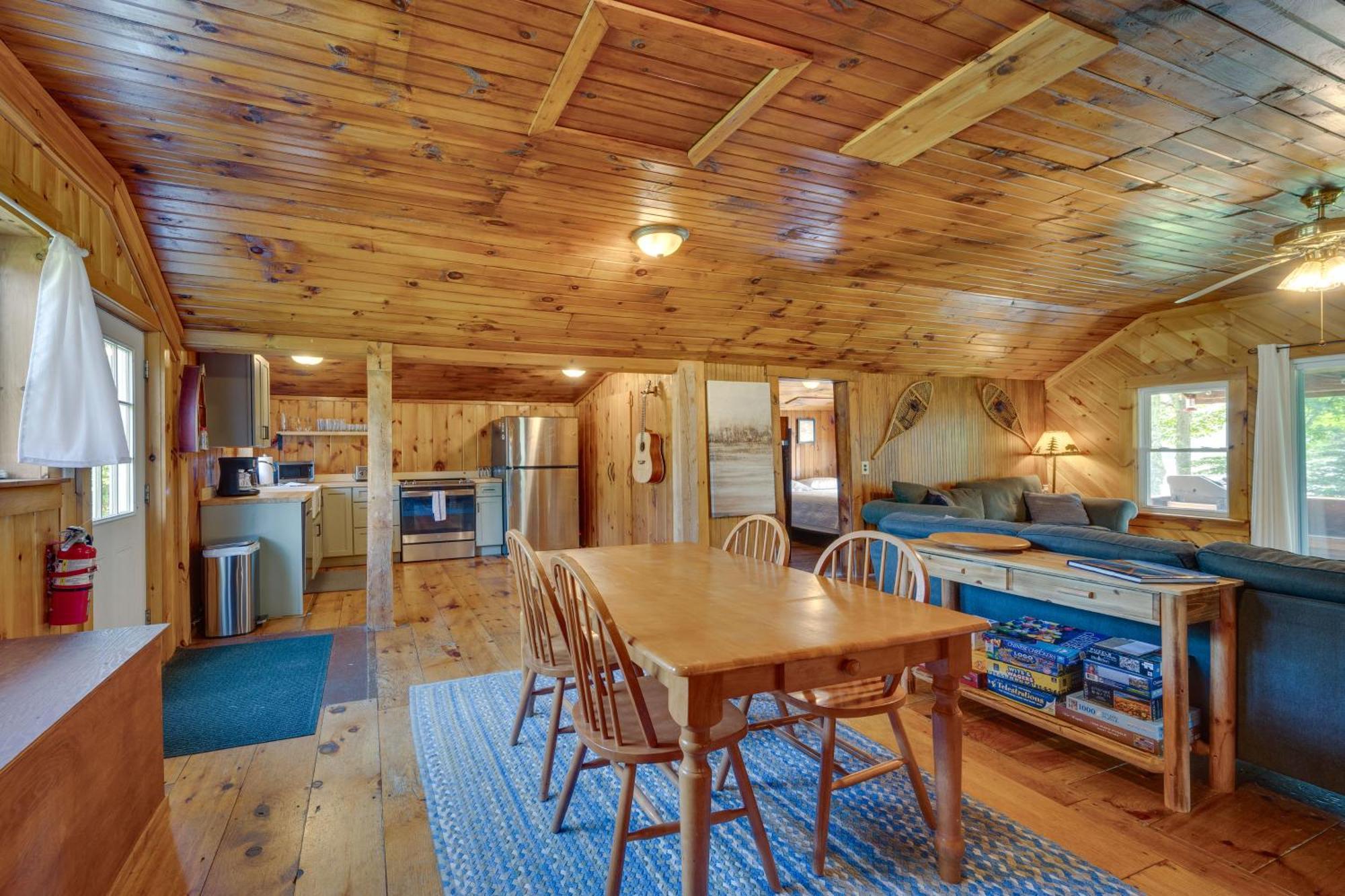 Rustic Cabin Retreat On Rangeley Lake! Bagian luar foto